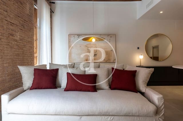 4 bedroom Apartment for rent in Sant Francesc, Valencia city - € 3,500 (Ref: 9861934)