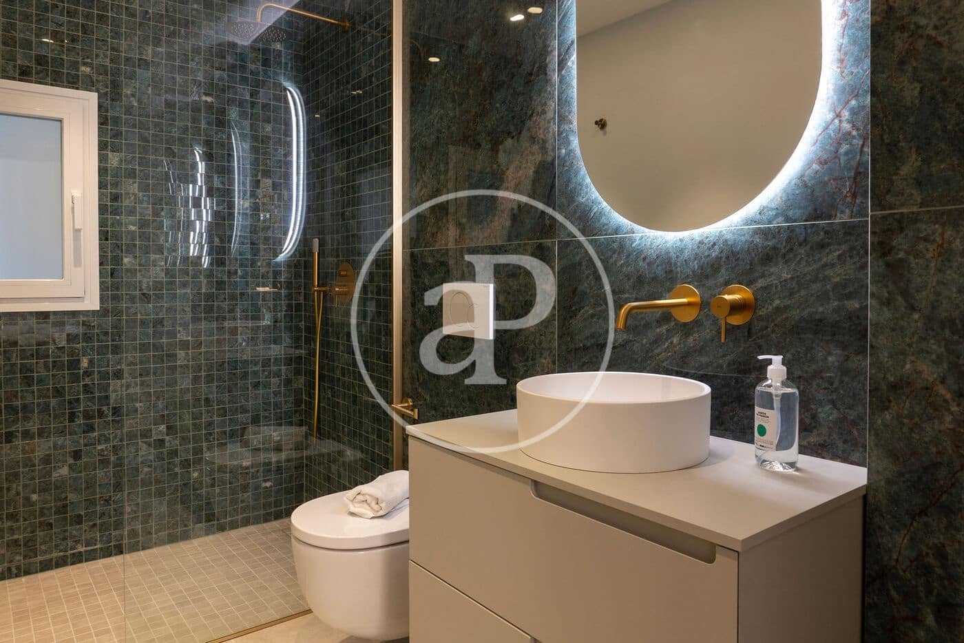 4 bedroom Apartment for rent in Valencia city - € 3,500 (Ref: 9861934)