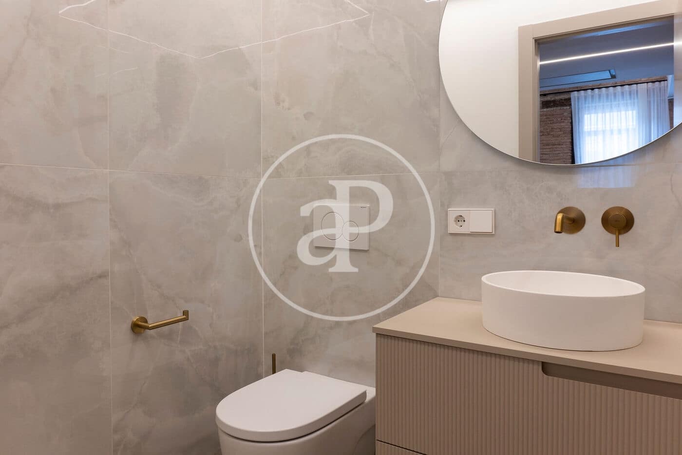 4 bedroom Apartment for rent in Valencia city - € 3,500 (Ref: 9861934)