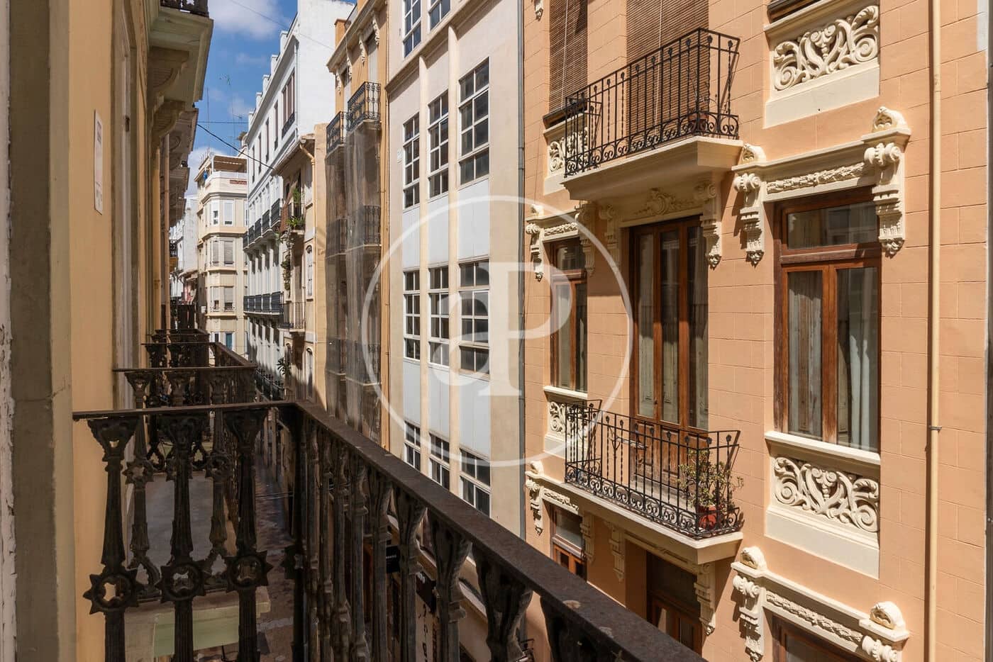 4 bedroom Apartment for rent in Valencia city - € 3,500 (Ref: 9861934)