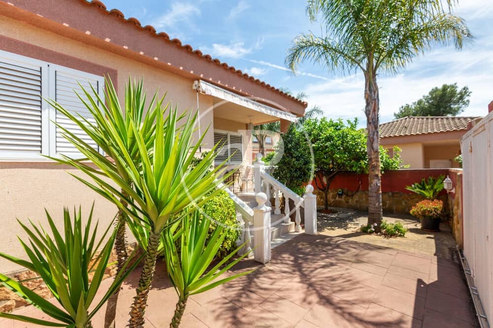 4 soverom Villa til salgs i Naquera med svømmebasseng - € 620 000 (Ref: 9861936)
