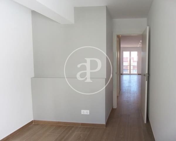 3 sovrum Lägenhet att hyra i L'Amistat, Valencia stad - 1 800 € (Ref: 9865260)