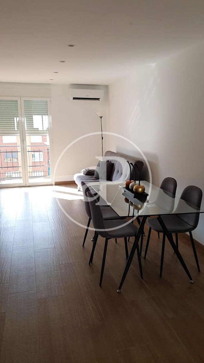 3 sovrum Lägenhet att hyra i Valencia stad - 1 800 € (Ref: 9865260)