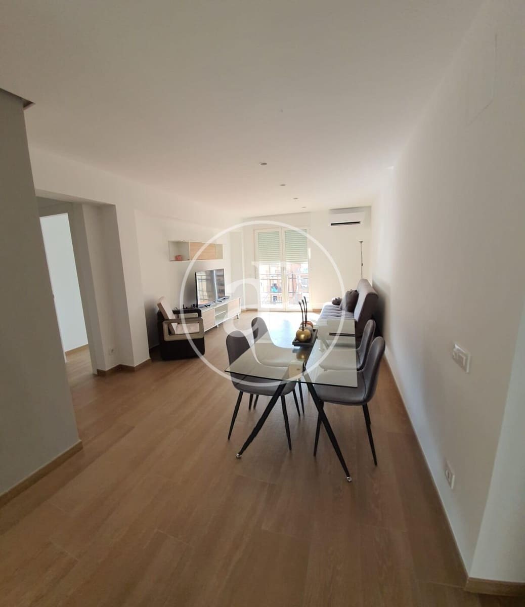 3 sovrum Lägenhet att hyra i Valencia stad - 1 800 € (Ref: 9865260)