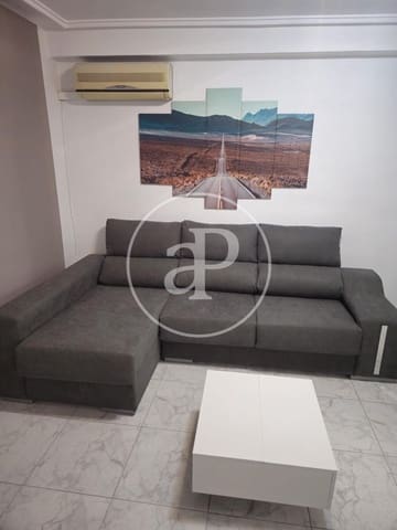 Apartamento de 4 habitaciones en Nou Moles, València ciudad en alquiler - 1.500 € (Ref: 9865261)