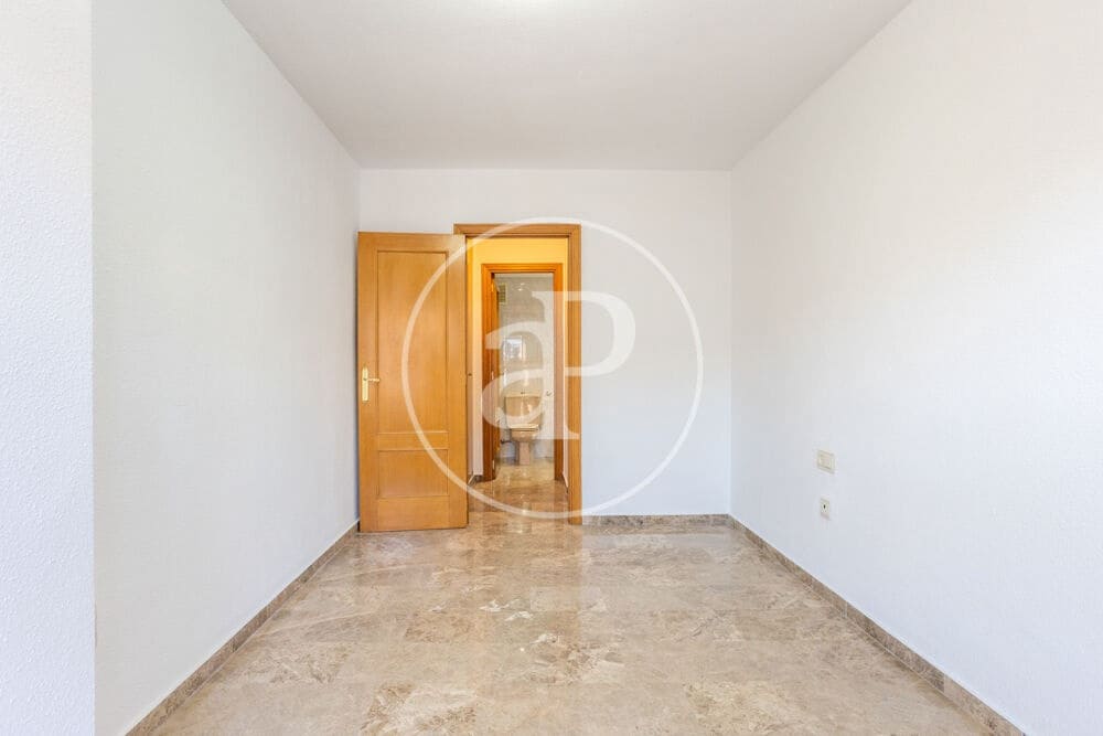 4 quarto Apartamento para arrendar em Valencia cidade com garagem - 1 600 € (Ref: 9865262)