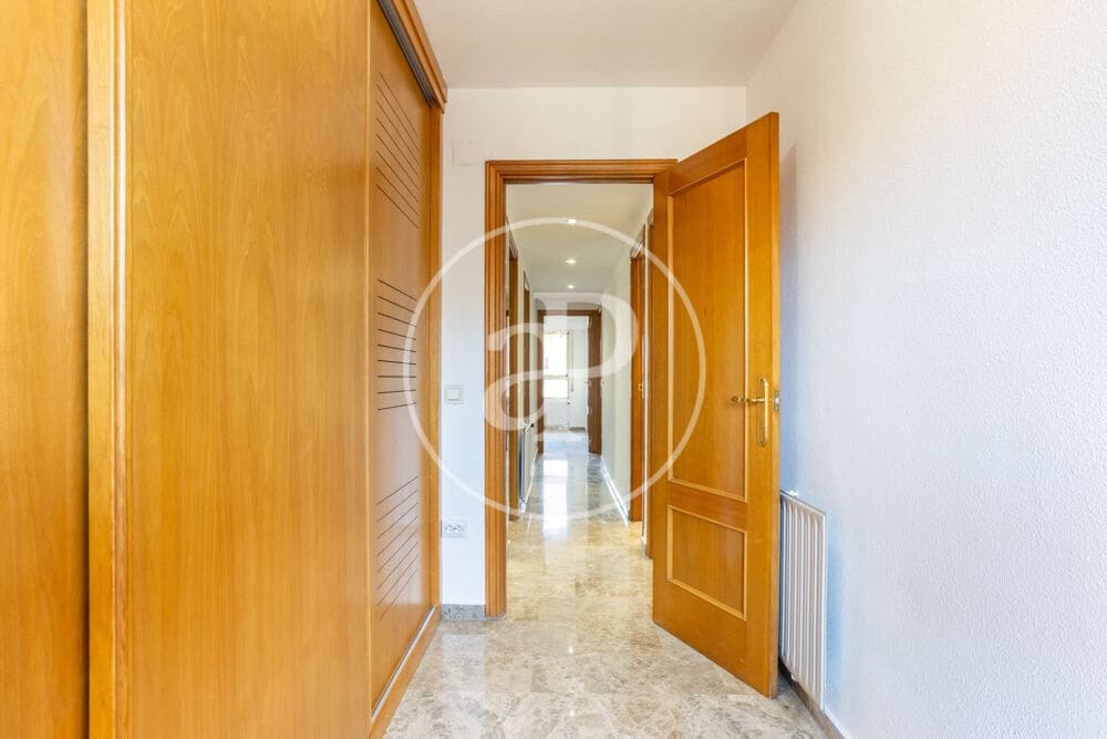4 quarto Apartamento para arrendar em Valencia cidade com garagem - 1 600 € (Ref: 9865262)