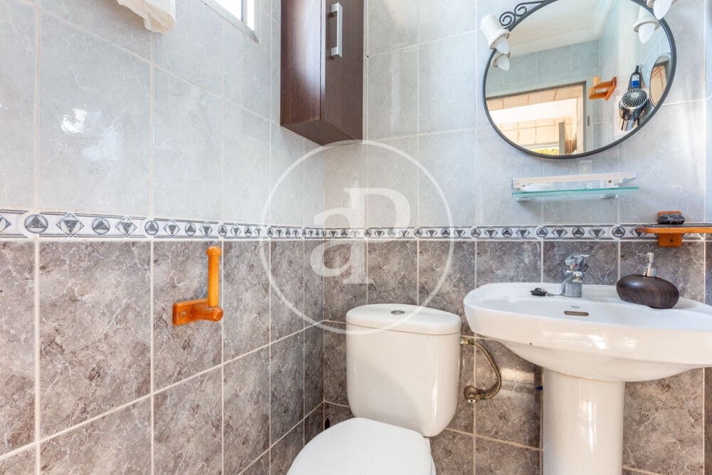 3 bedroom Villa for sale in Montroy with pool - € 295,000 (Ref: 9865263)