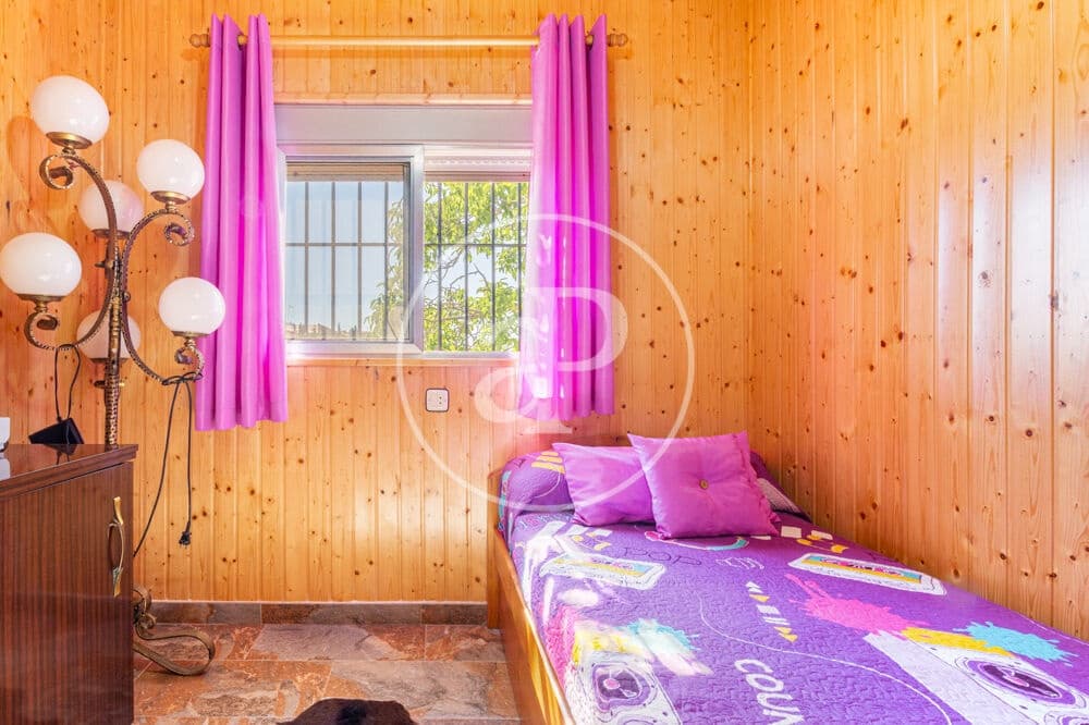 3 bedroom Villa for sale in Montroy with pool - € 295,000 (Ref: 9865263)