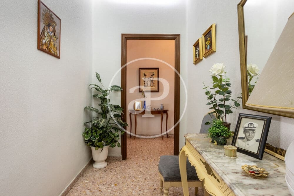 3 bedroom Apartment for sale in Valencia city - € 385,000 (Ref: 9865264)