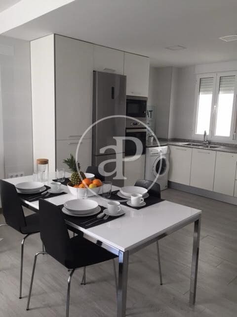 6 sypialnia Apartament do wynajęcia w Miasto Walencja - 2 300 € (Ref: 9867084)