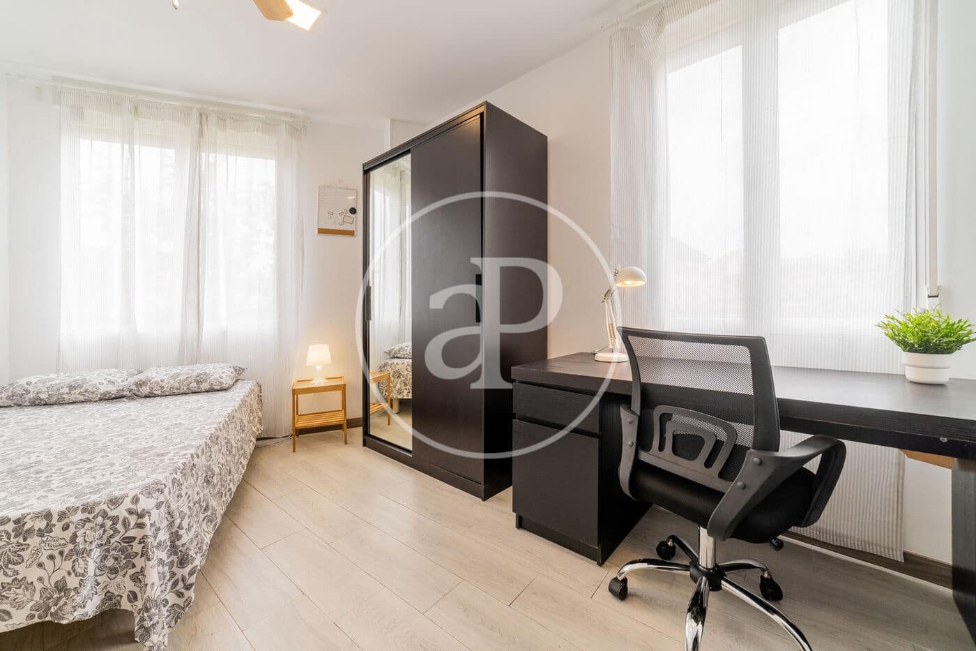 6 sypialnia Apartament do wynajęcia w Miasto Walencja - 2 300 € (Ref: 9867084)