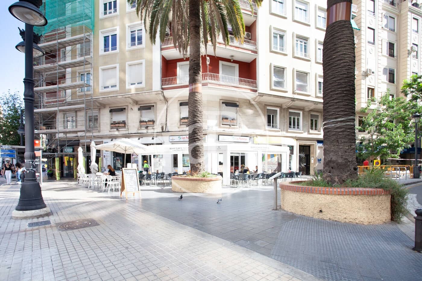 Apartamento de 6 habitaciones en València ciudad en alquiler - 2.250 € (Ref: 9867084)