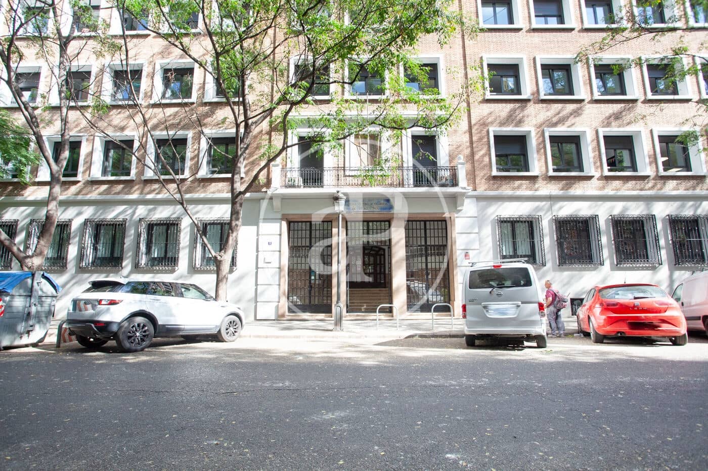 Apartamento de 6 habitaciones en València ciudad en alquiler - 2.250 € (Ref: 9867084)