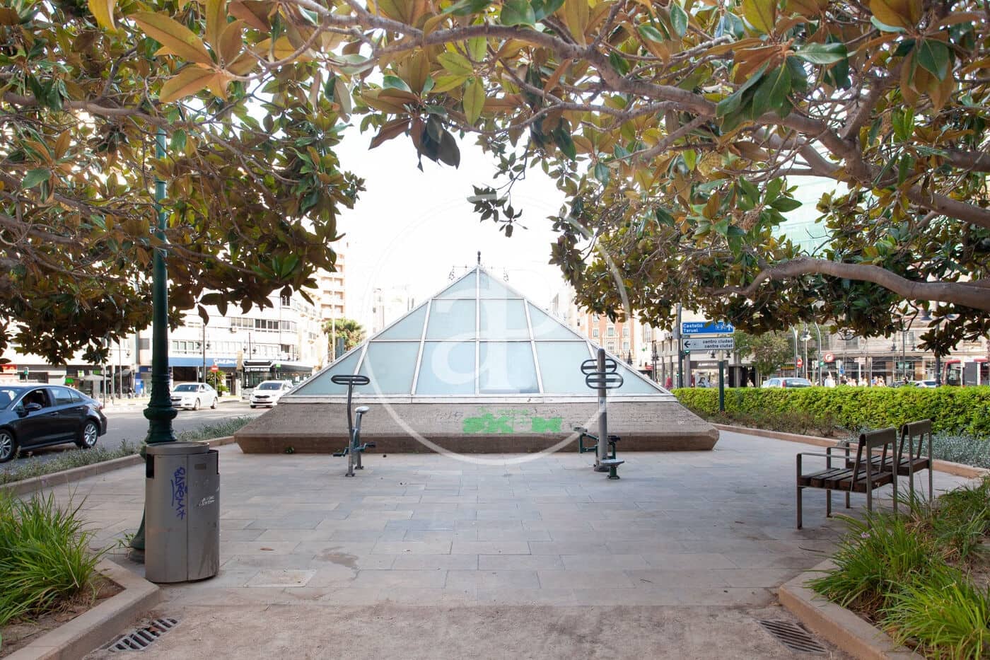 Apartamento de 6 habitaciones en València ciudad en alquiler - 2.250 € (Ref: 9867084)