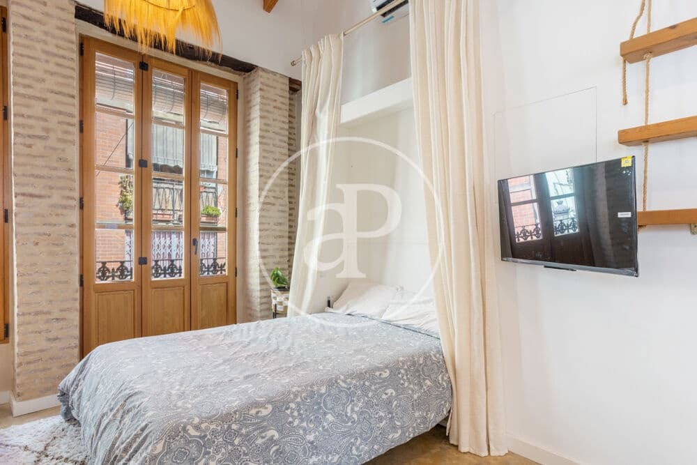 1 bedroom Apartment for rent in Valencia city - € 2,000 (Ref: 9867085)