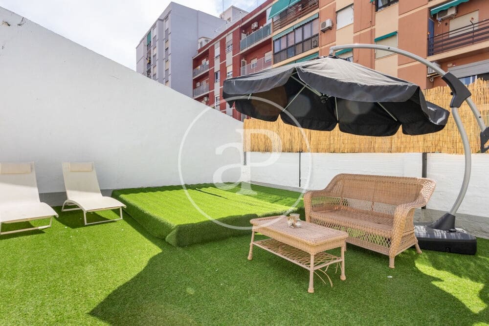 1 bedroom Apartment for rent in Valencia city - € 2,000 (Ref: 9867085)
