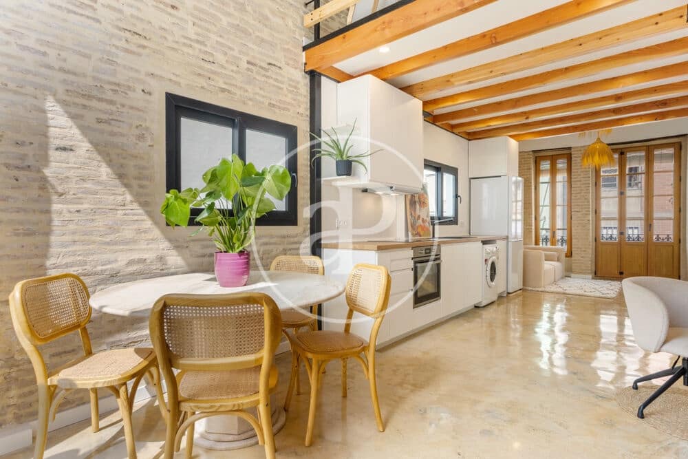 1 bedroom Apartment for rent in Valencia city - € 2,000 (Ref: 9867085)