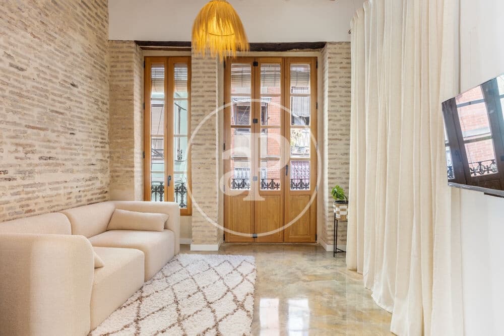 1 bedroom Apartment for rent in Valencia city - € 2,000 (Ref: 9867085)