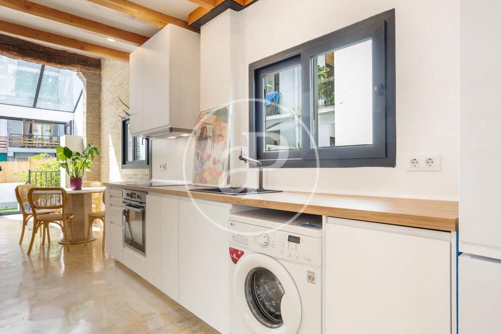 1 bedroom Apartment for rent in Valencia city - € 2,000 (Ref: 9867085)