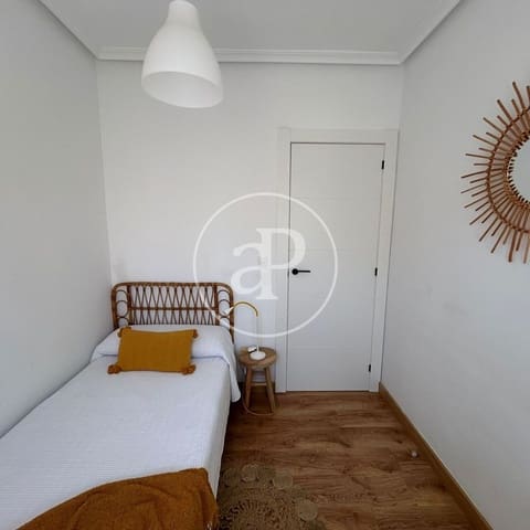 3 soveværelse Villa til salg i Playa Flamenca, Orihuela med swimmingpool - € 285.000 (Ref: 9867086)