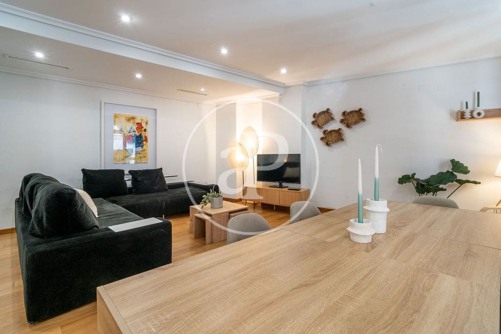 2 soveværelse Lejlighed til leje i Valencia by - € 2.150 (Ref: 9868669)