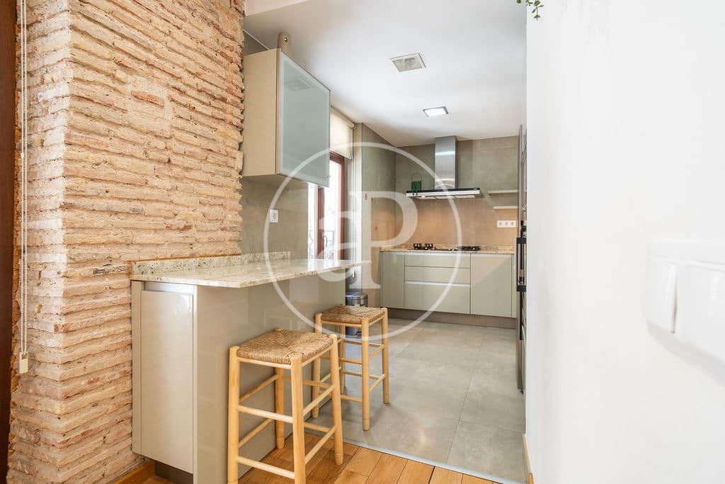 2 soveværelse Lejlighed til leje i Valencia by - € 2.150 (Ref: 9868669)