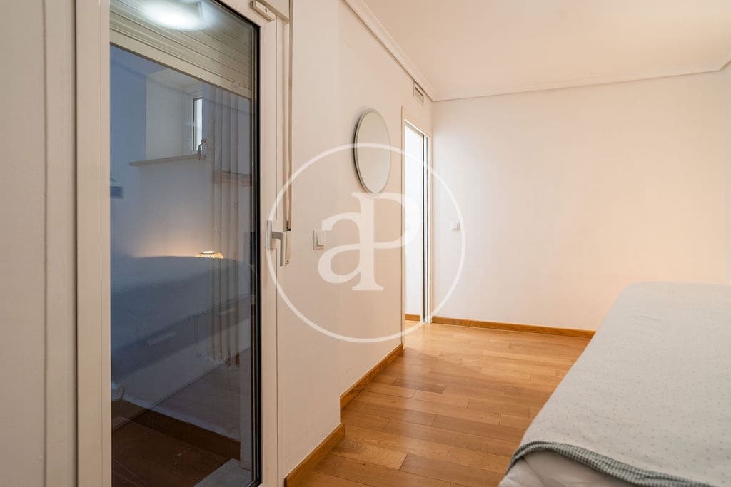 2 soveværelse Lejlighed til leje i Valencia by - € 2.150 (Ref: 9868669)