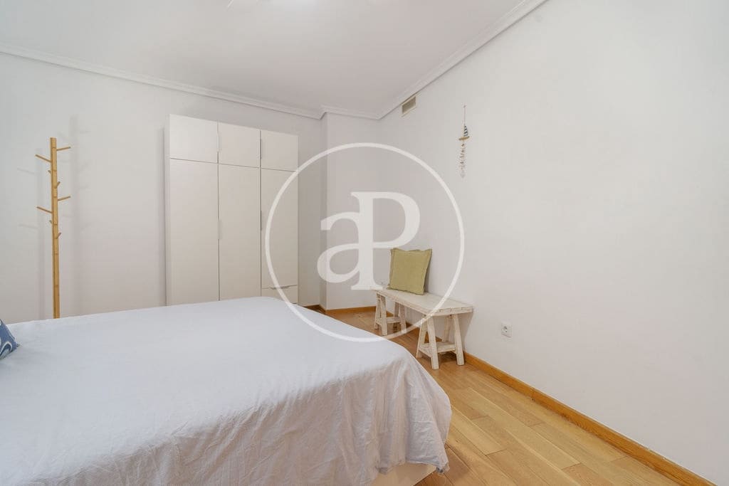 2 soveværelse Lejlighed til leje i Valencia by - € 2.150 (Ref: 9868669)