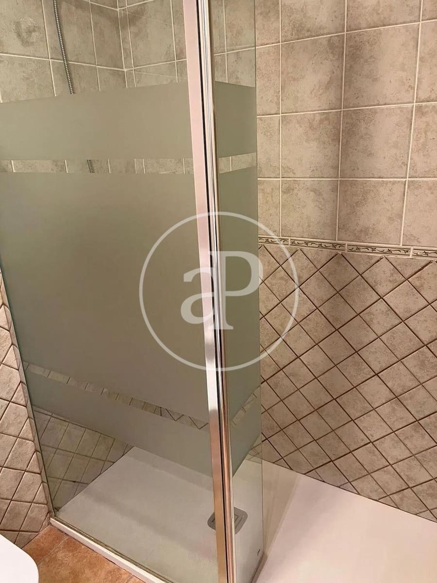 3 soveværelse Penthouse til leje i Valencia by med garage - € 2.200 (Ref: 9868670)