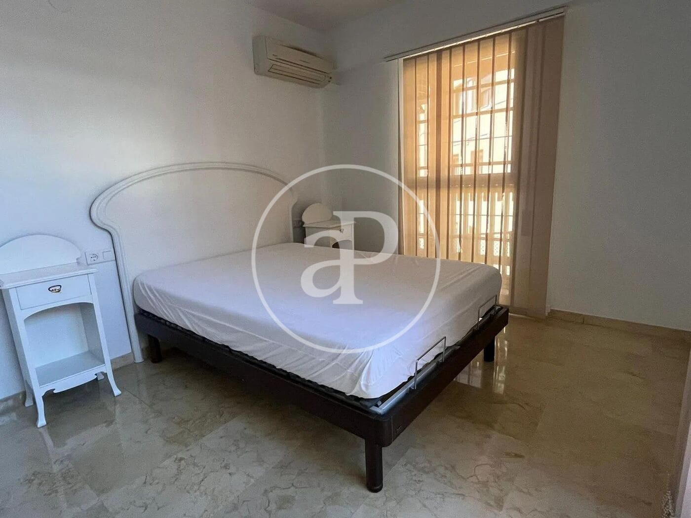 3 soveværelse Penthouse til leje i Valencia by med garage - € 2.200 (Ref: 9868670)
