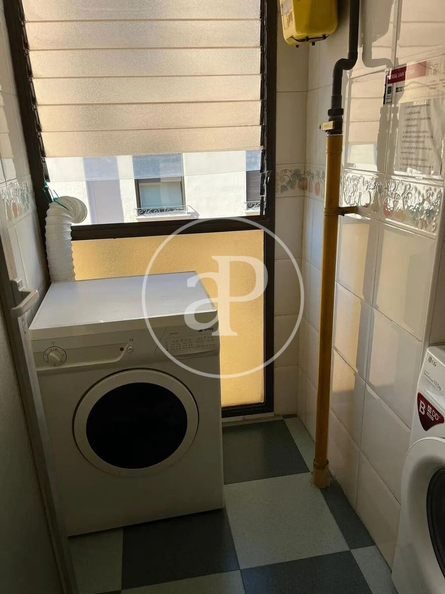 3 soveværelse Penthouse til leje i Valencia by med garage - € 2.200 (Ref: 9868670)