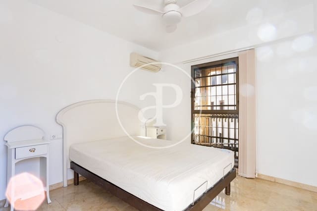 3 bedroom Penthouse for rent in El Pla del Remei, Valencia city with garage - € 2,200 (Ref: 9868670)