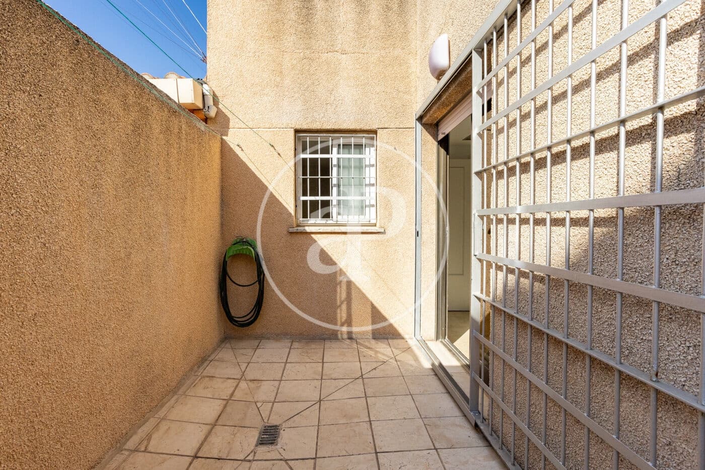 3 bedroom Penthouse for rent in Valencia city with garage - € 2,200 (Ref: 9868670)