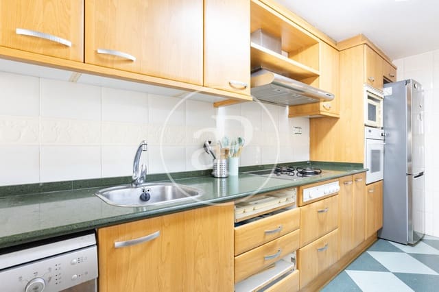 3 bedroom Penthouse for rent in El Pla del Remei, Valencia city with garage - € 2,200 (Ref: 9868670)