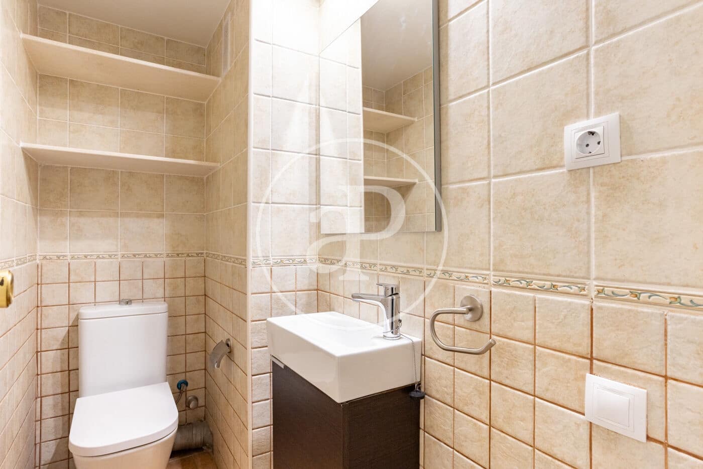 3 bedroom Penthouse for rent in Valencia city with garage - € 2,200 (Ref: 9868670)