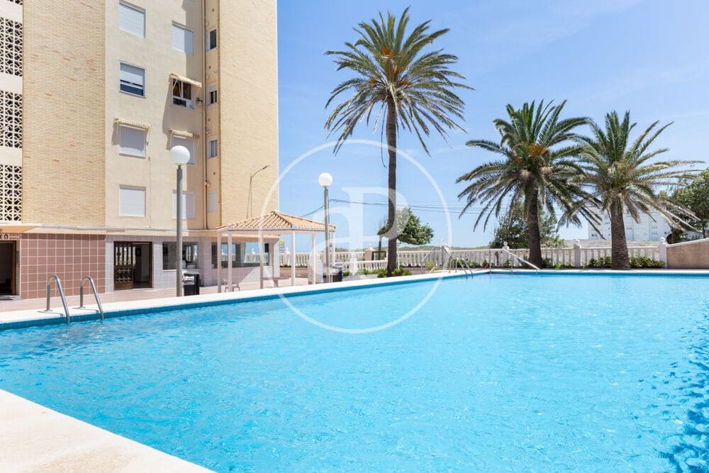 3 bedroom Apartment for rent in El Perellonet with pool garage - € 1,300 (Ref: 9868673)