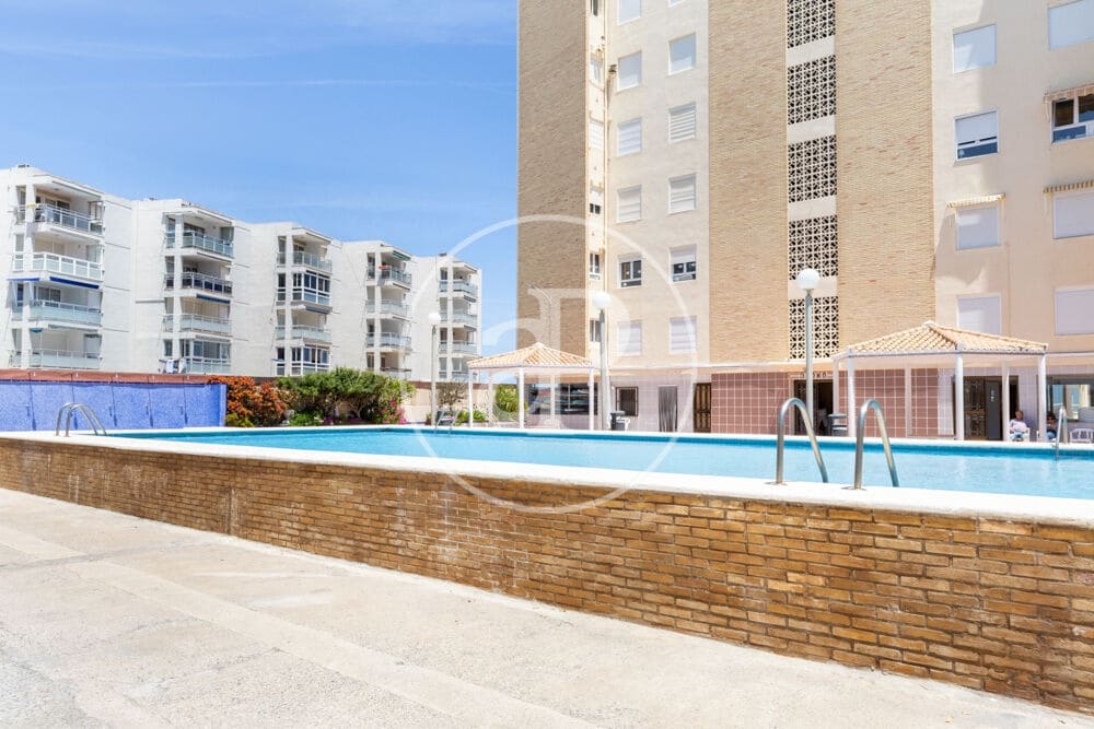 3 bedroom Apartment for rent in El Perellonet with pool garage - € 1,300 (Ref: 9868673)