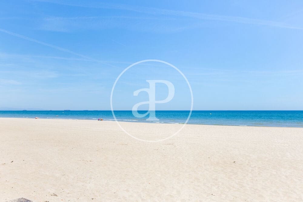 3 bedroom Apartment for rent in El Perellonet with pool garage - € 1,300 (Ref: 9868673)