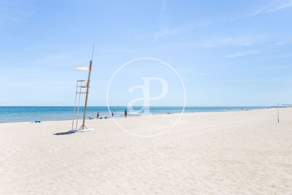 3 bedroom Apartment for rent in El Perellonet with pool garage - € 1,300 (Ref: 9868673)