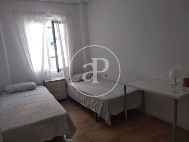 3 camera da letto Appartamento da affittare in Patraix, Valencia città - 1.400 € (Rif: 9868674)