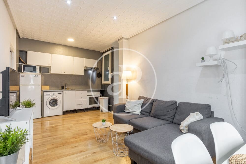 3 bedroom Apartment for rent in Valencia city - € 1,400 (Ref: 9868674)