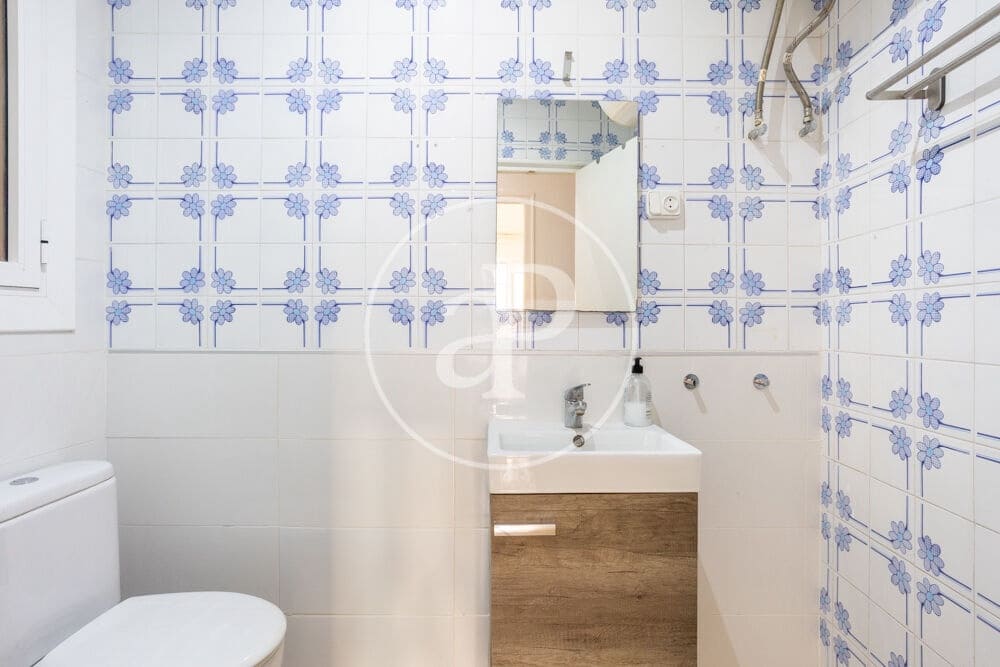 3 bedroom Apartment for rent in Valencia city - € 1,400 (Ref: 9868674)