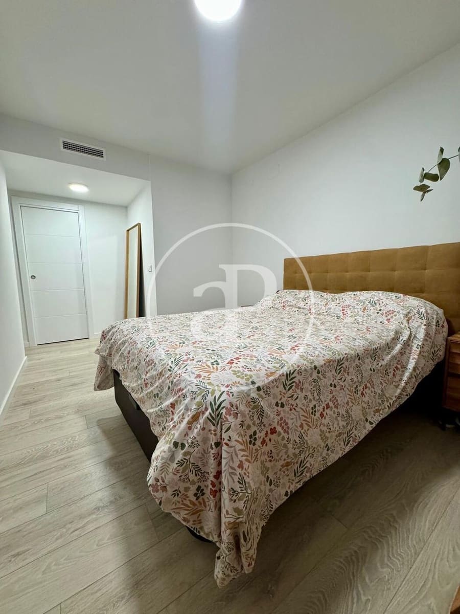 3 bedroom Apartment for rent in Valencia city with pool garage - € 2,500 (Ref: 9873599)