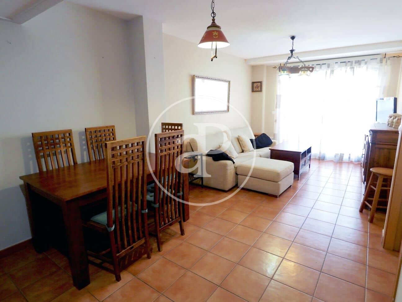 3 slaapkamer Appartement te huur in Valencia stad met garage - € 1.290 (Ref: 9873600)