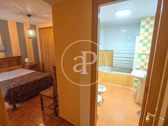 3 soveværelse Lejlighed til leje i L'Hort de Senabre, Valencia by med garage - € 1.290 (Ref: 9873600)