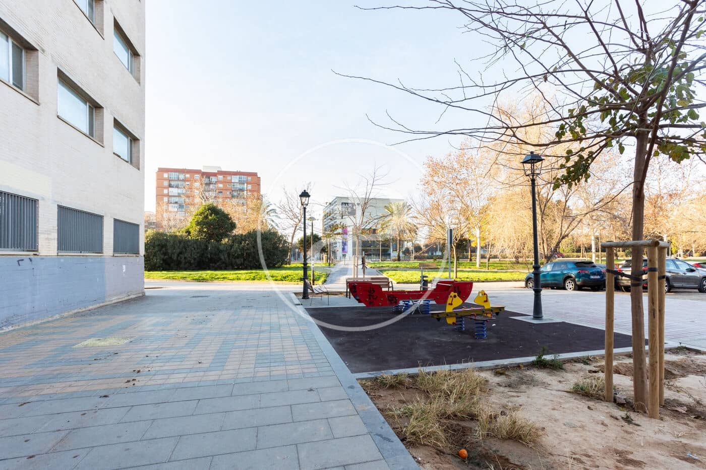 3 slaapkamer Appartement te huur in Valencia stad met garage - € 1.290 (Ref: 9873600)