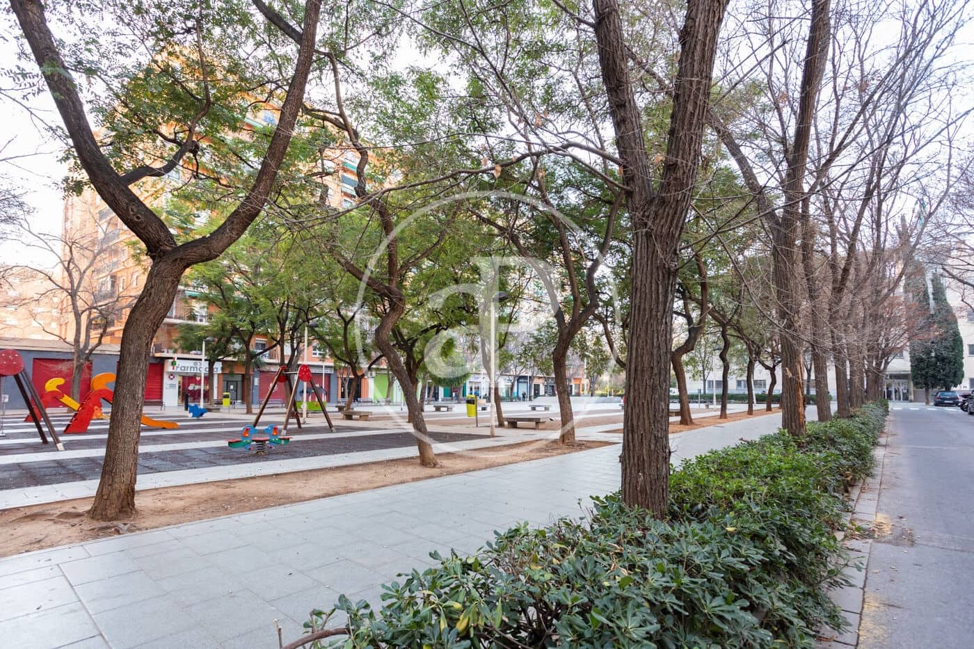 3 slaapkamer Appartement te huur in Valencia stad met garage - € 1.290 (Ref: 9873600)