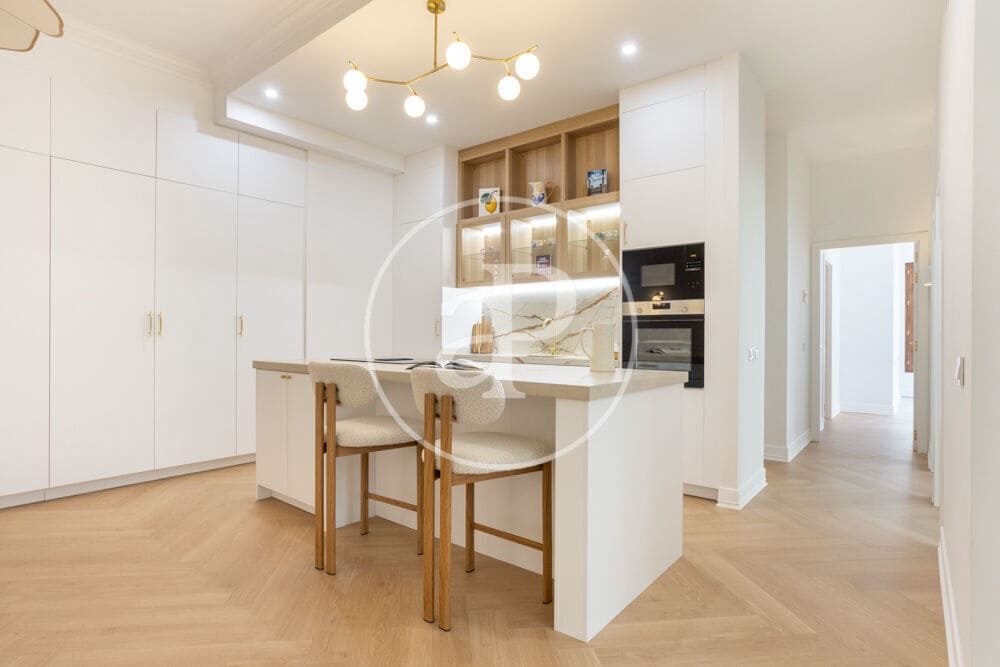 3 soveværelse Lejlighed til salg i Valencia by - € 650.000 (Ref: 9873601)