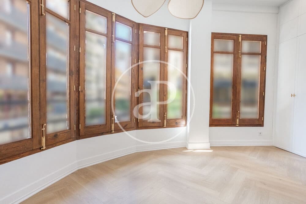 3 soveværelse Lejlighed til salg i Valencia by - € 650.000 (Ref: 9873601)